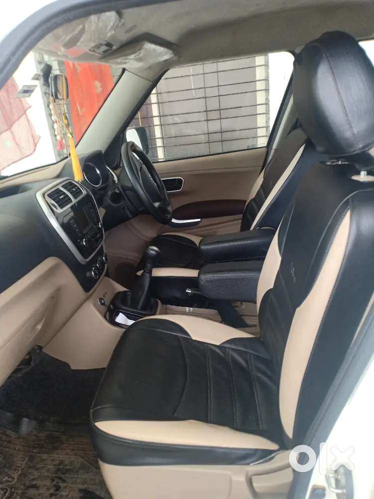 Mahindra Tuv 300 2017