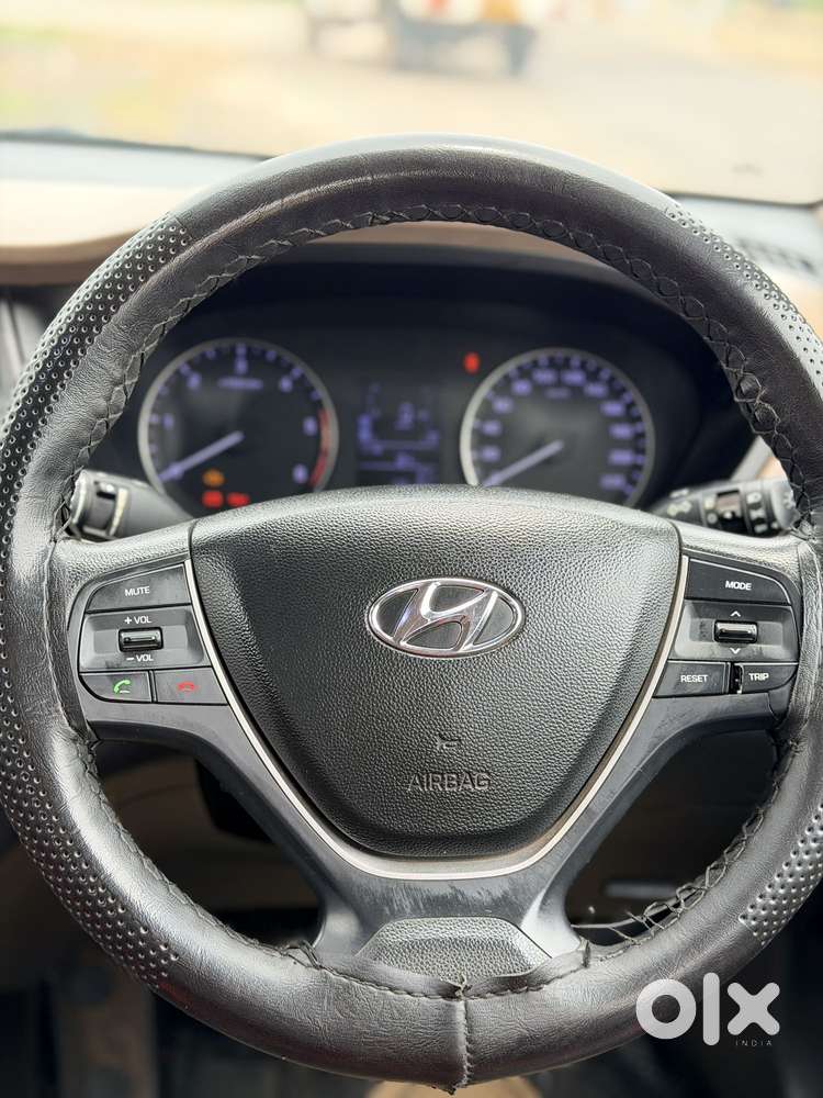 Hyundai Elite I20 Sportz (o) 1.4, 2015, Diesel