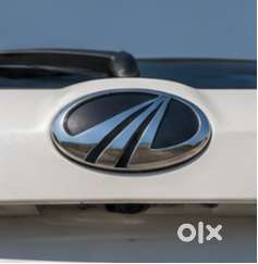 Xuv 300 W8 (o) Dsl Amt ( Dr`s Car )