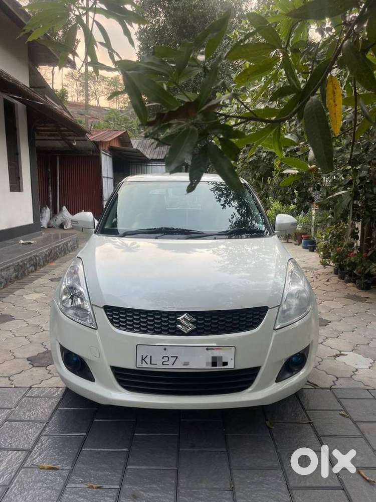 Maruti Suzuki Swift Vxi, 2013, Petrol