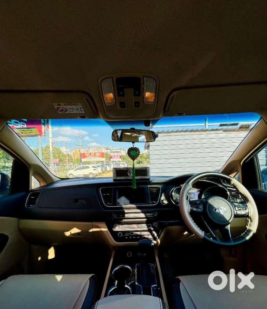 Kia Carnival 2020 Diesel 64000 Km Driven