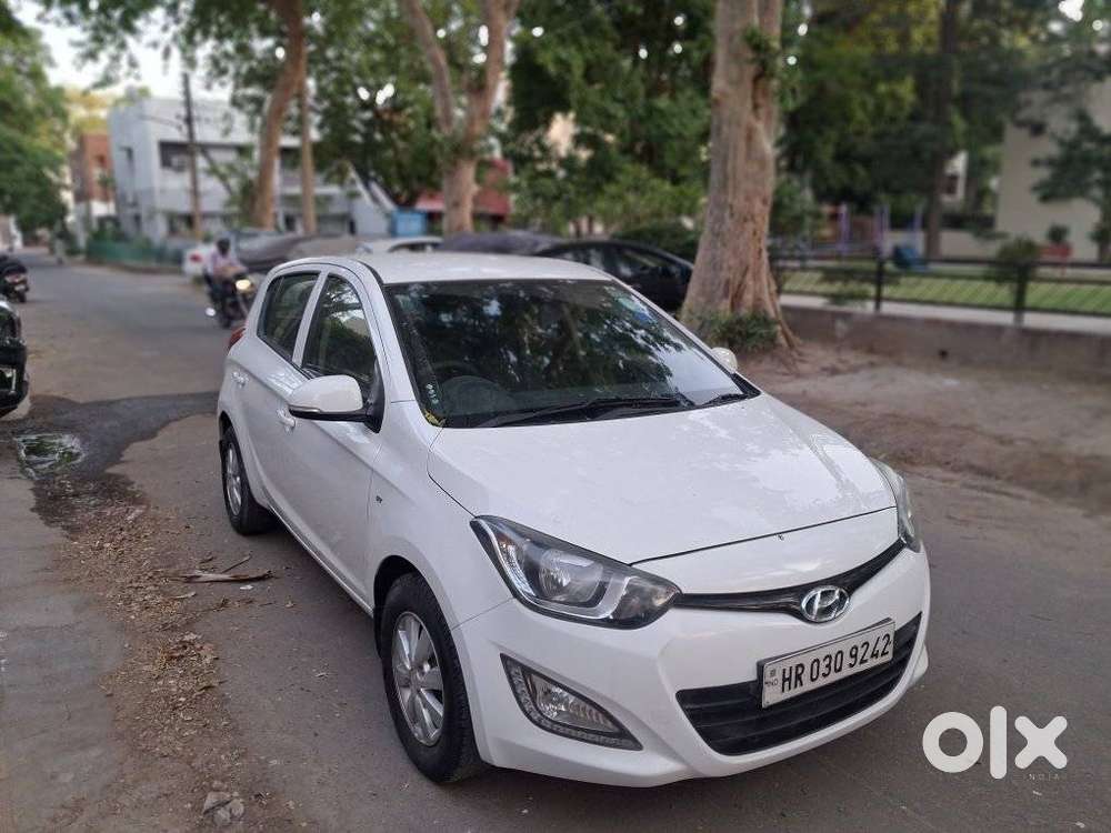 Hyundai I20 Sportz 1.2 Bs-iv, 2014, Petrol