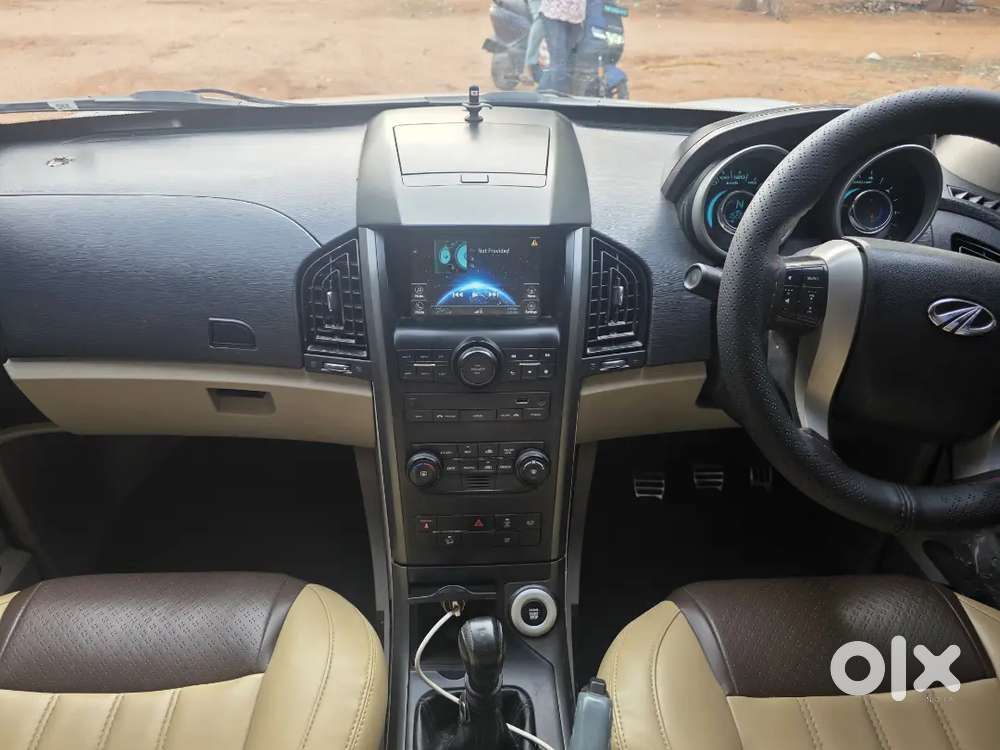 Mahindra Xuv500 2015 Diesel Well Maintained