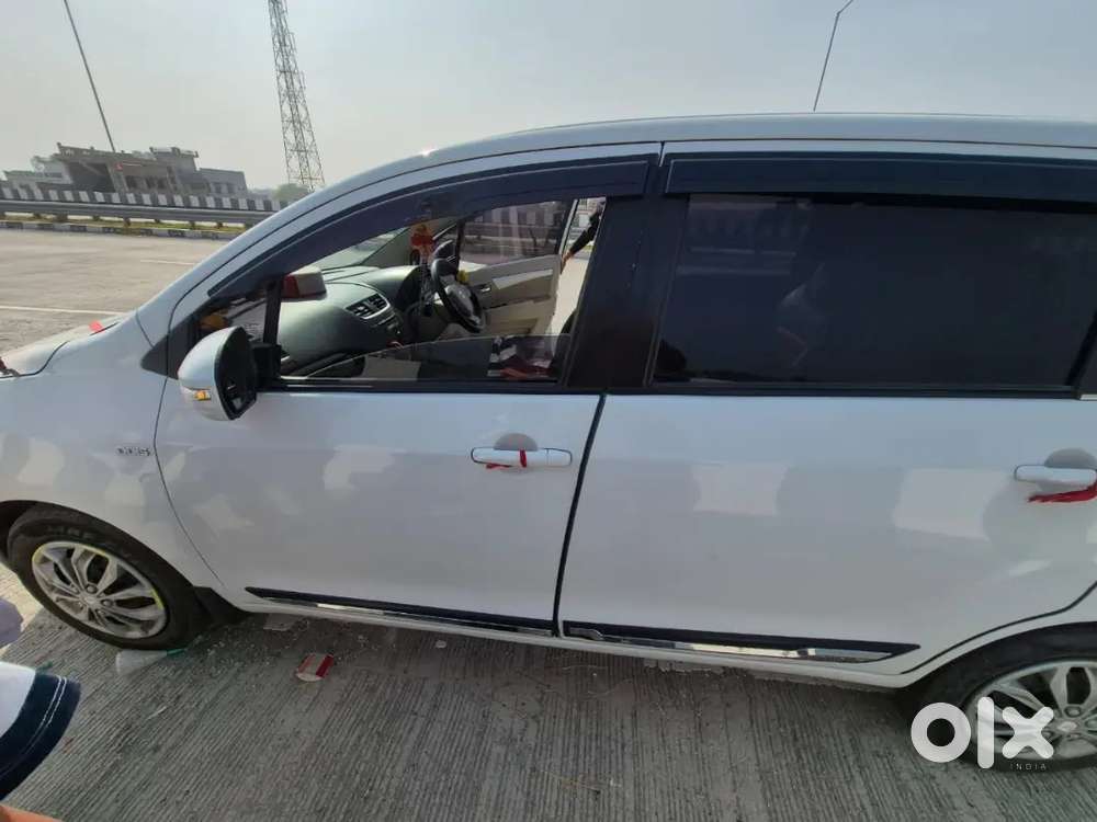 Maruti Suzuki Ertiga 2015