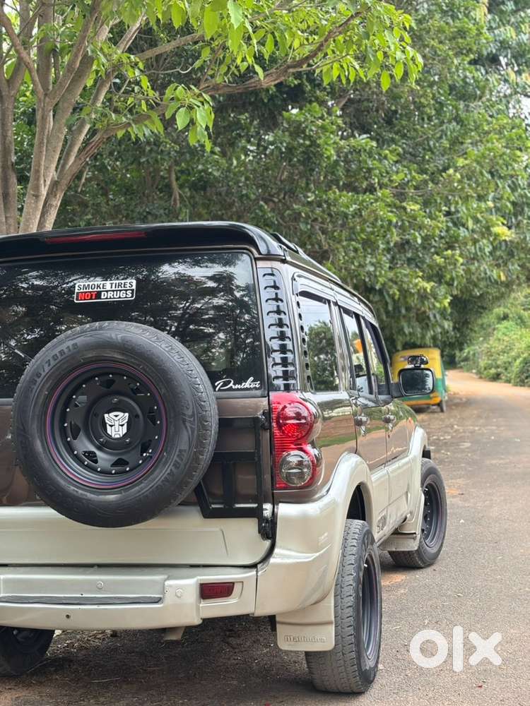 Mahindra Scorpio 2009 Diesel 230000 Km Driven
