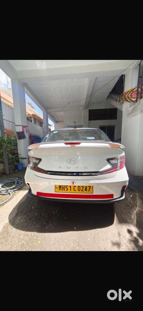 Hyundai Aura 2024 Cng & Hybrids Well Maintained