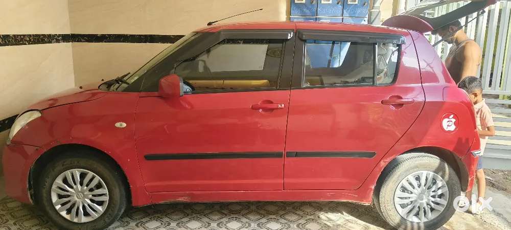 Maruti Suzuki Swift 2006 Petrol