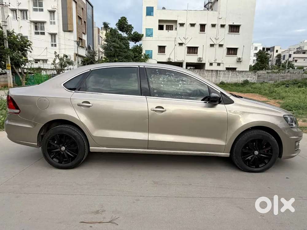 Volkswagen Vento Diesel, 2015 Model // Highline Topend // 113500 Km