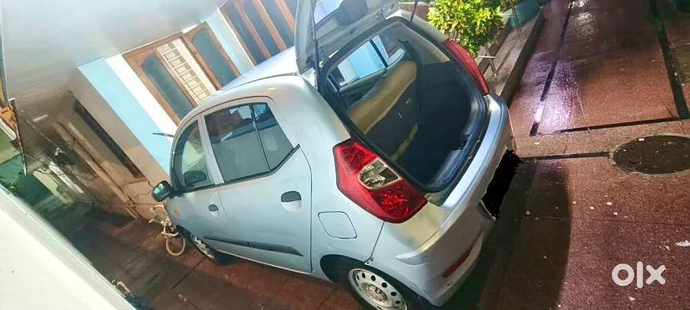 Low Mileage Hyundai I10 Era (2011)  1st Owner, Rto Renewed Till 2030
