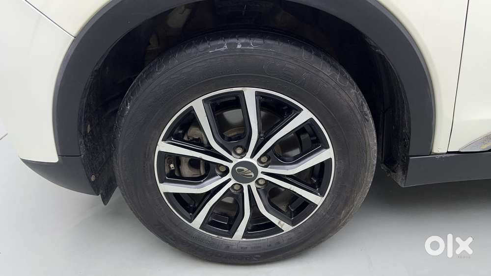 Mahindra Xuv300 1.2 W6 Amt Petrol, 2021, Petrol