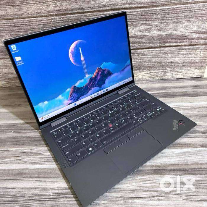 Smooth Performance 2-in-1 Touchscreen Lenovo ThinkPad X1 Yoga Gen 5