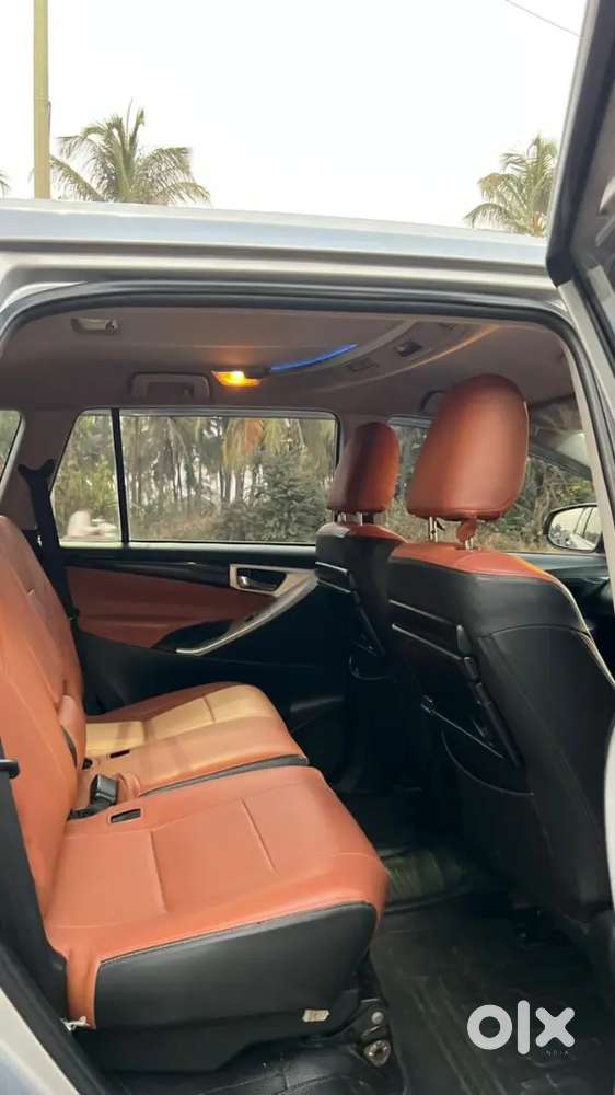 Toyota Innova Crysta 2019