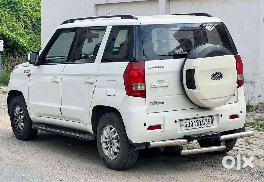 Mahindra Tuv 300