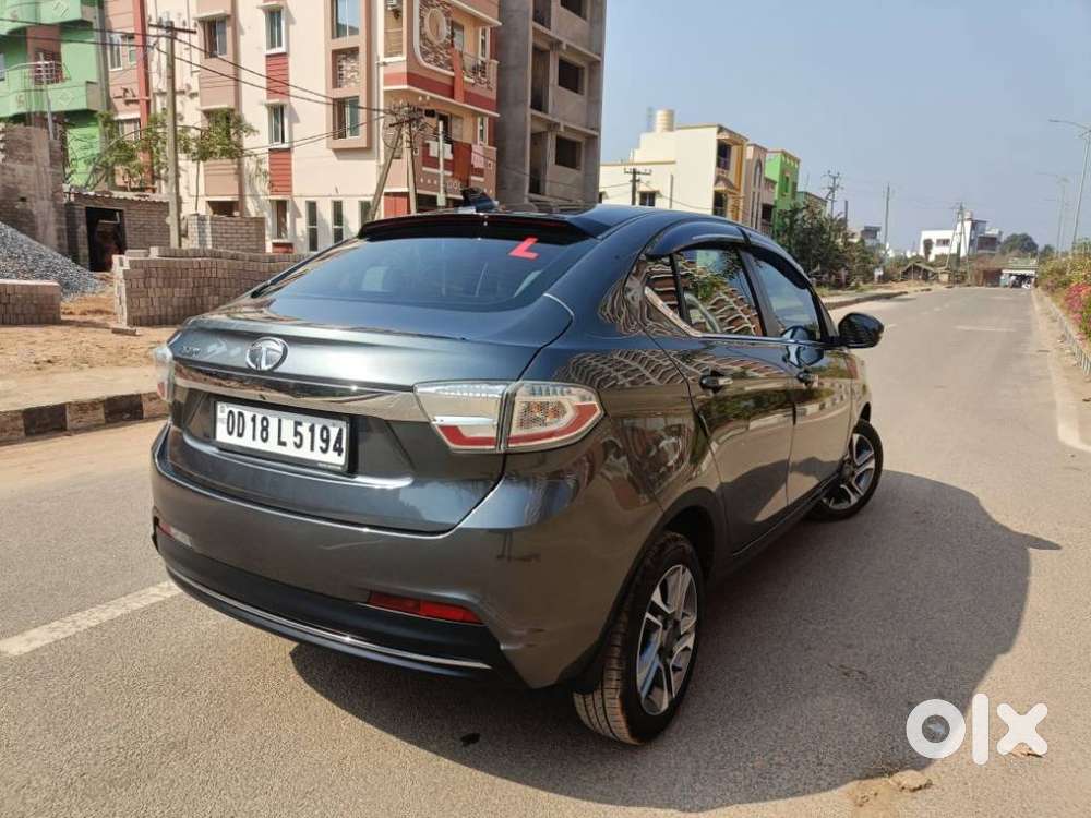 Tata Tiago 1.2 Revotron Xza, 2023, Petrol