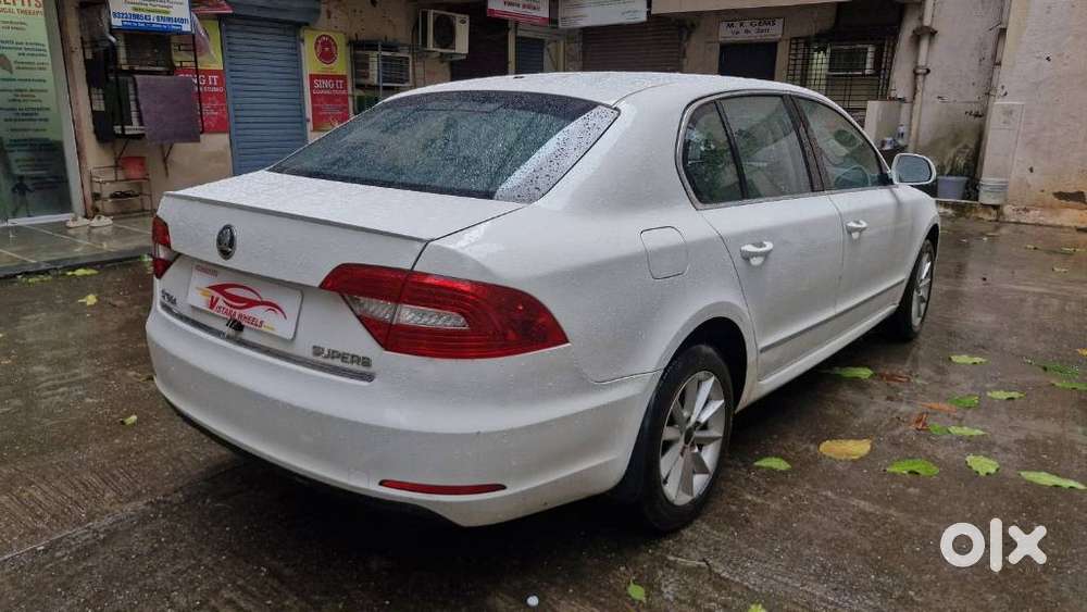 Skoda Superb 1.8 Elegance Tsi At, 2014, Petrol