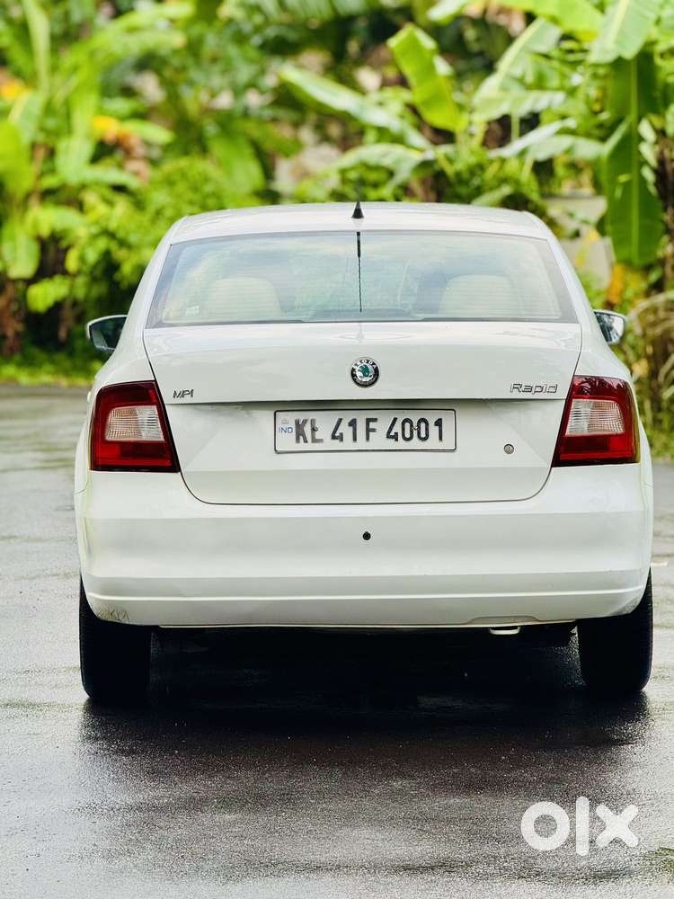 Skoda Rapid 1.6 Mpi At Ambition, 2012, Petrol