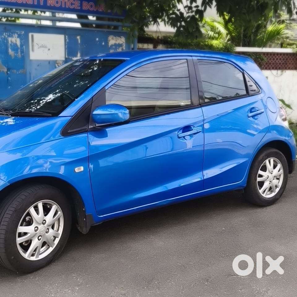 Honda Brio V Mt, 2012, Petrol