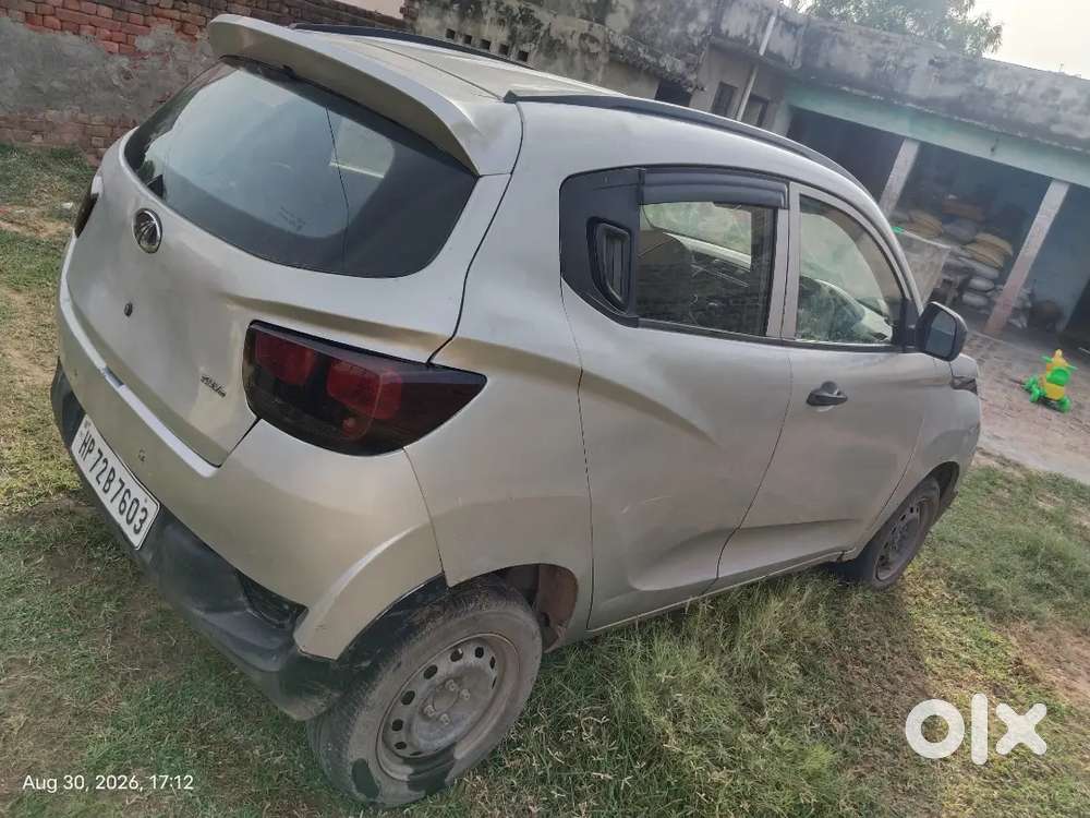 Cng Mahindra Kuv100 2017 K6 Plus