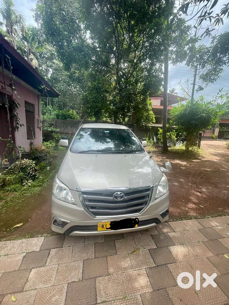 Toyota Innova 2.5 G4 7 Str 2014