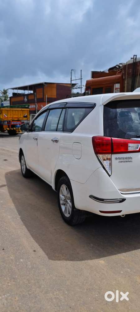 Toyota Innova Crysta 2.4 V 8 Str, 2018, Diesel