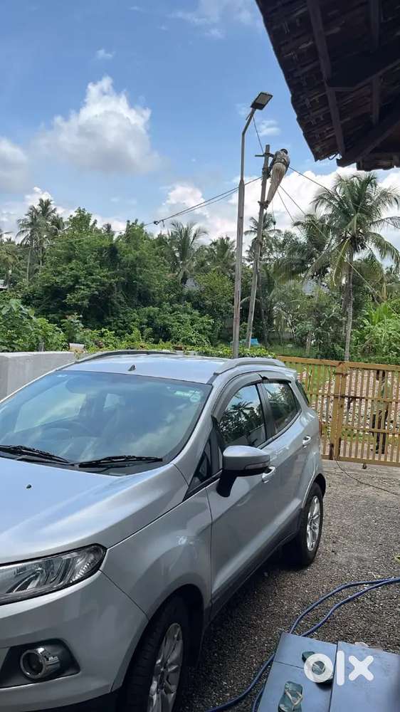 Ford Ecosport 2015 Petrol Well Maintained. New⁵ Tyre & Insurance