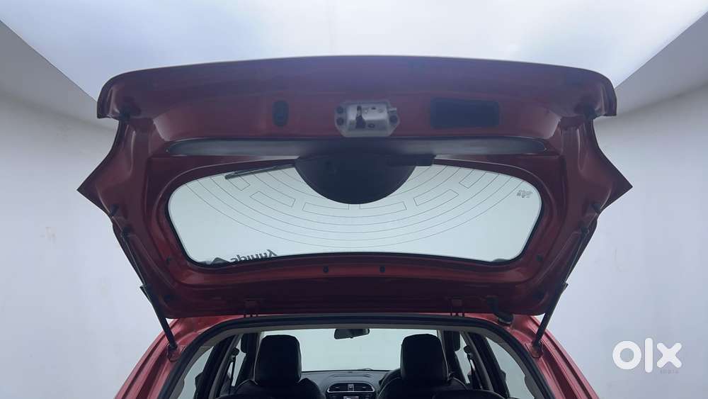 Tata Tiago Xza, 2018, Petrol