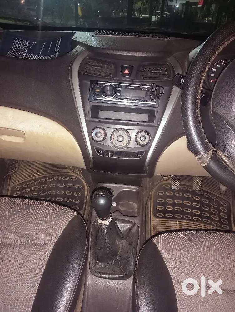 Hyundai Eon 0.8 Sportz 2012