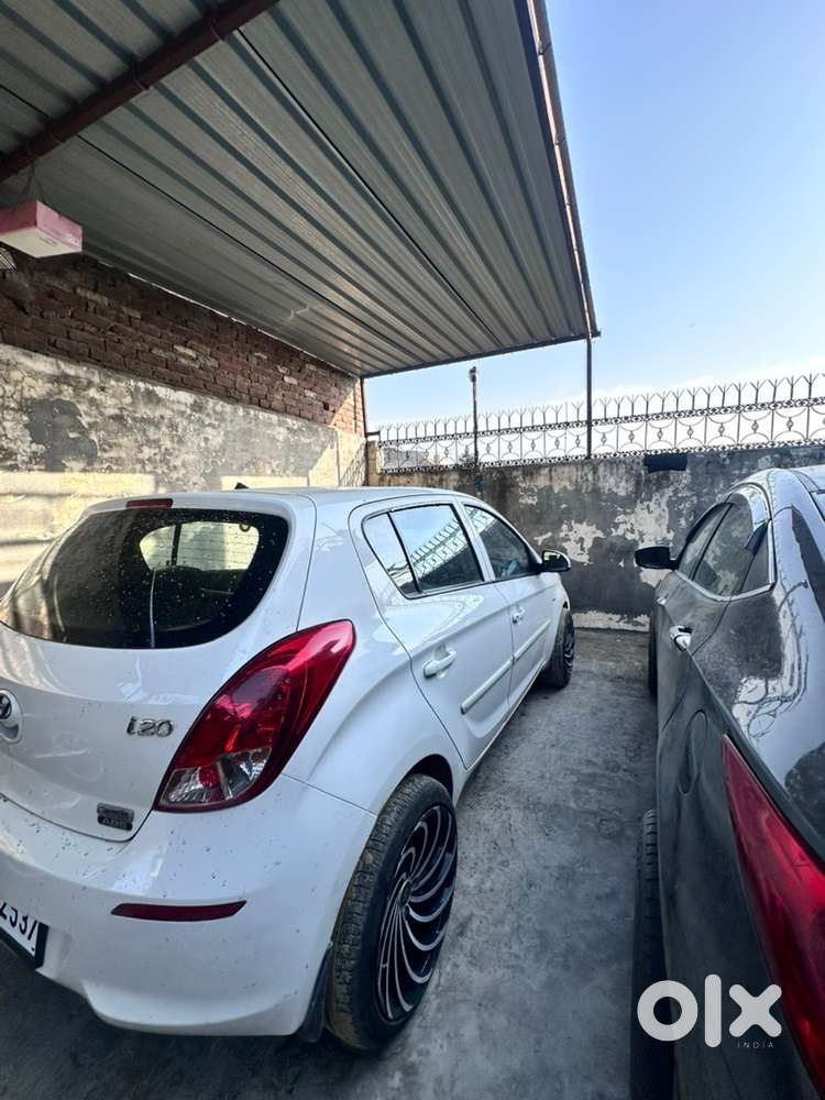 Hyundai I20 Petrol Manual 2014