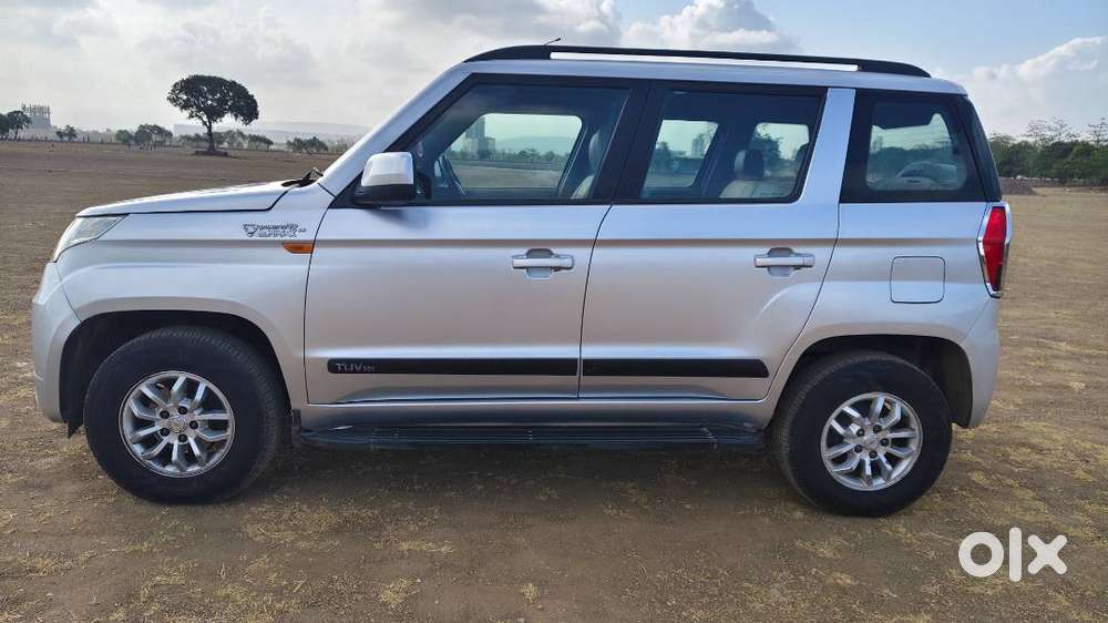 2017 Mahindra Tuv 300 T8