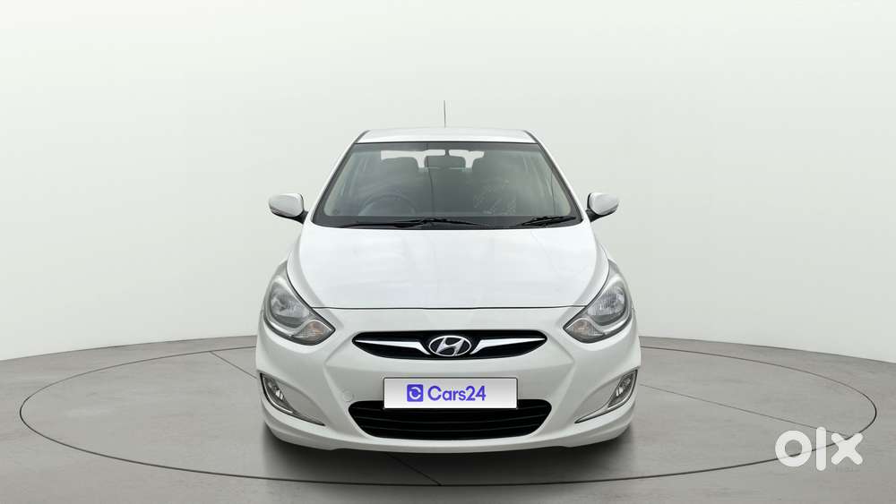Hyundai Verna Fluidic 1.6 Vtvt Sx, 2014, Petrol