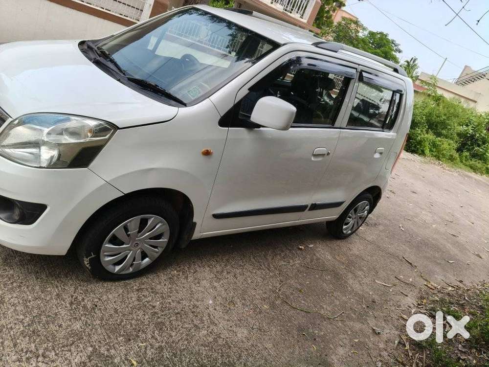 Maruti Suzuki Wagon R 1.0 Vxi (o), 2018, Petrol