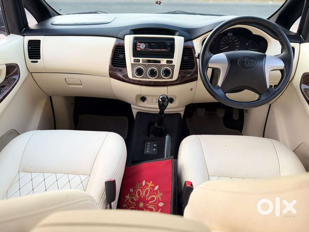Toyota Innova 2.5 G (diesel) 7 Seater, 2015, Diesel