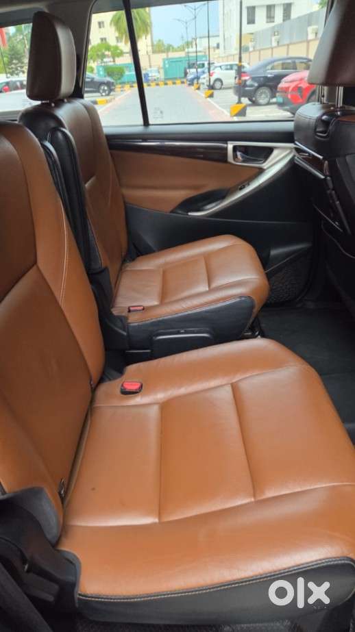Toyota Innova Crysta 2.8z Automatic, 2017, Diesel