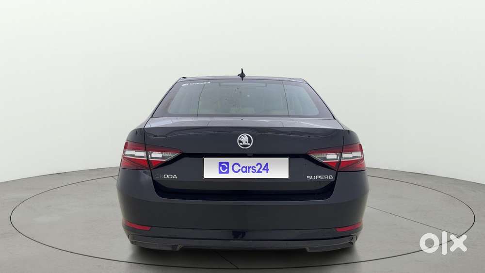 Skoda Superb Lk 1.8 Tsi At, 2016, Petrol