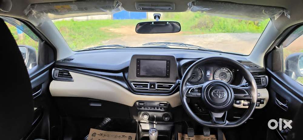 Toyota Glanza G(mt) Sg, 2023, Petrol
