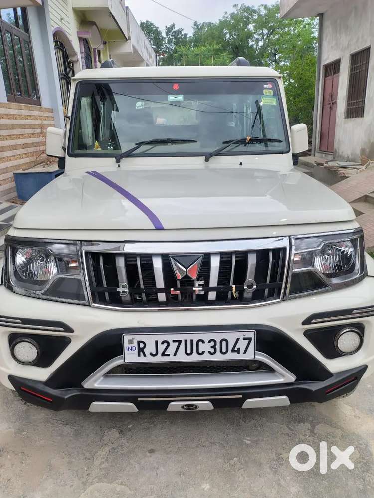 New Jaisa Car Hai Seat Sai Thali Hatti Hai