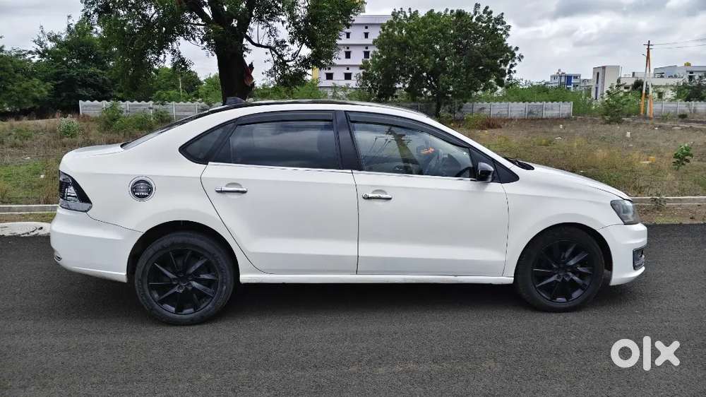 Volkswagen Vento Petrol 2011