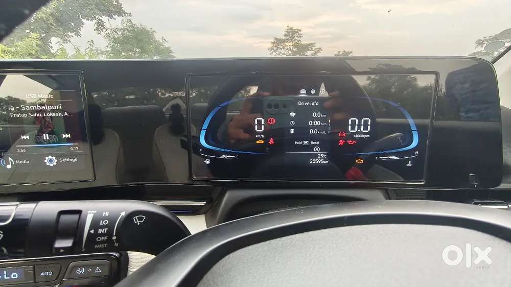 Hyundai Verna 1.5 Petrol Mt 2025