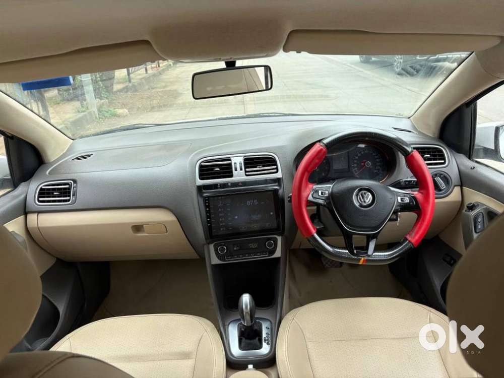 Volkswagen Vento 1.2 Tsi Highline Plus At, 2015, Petrol