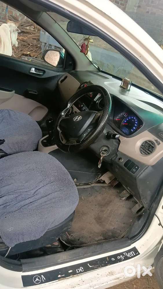 Hyundai Xcent 2016 Base