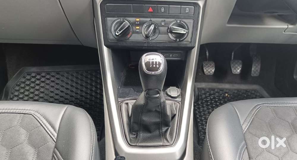 Skoda Kushaq 1.0 Tsi Ambition, 2022, Petrol