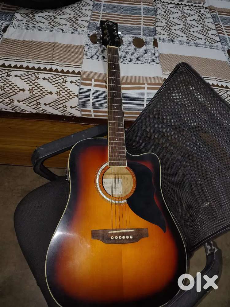 Eko Ranger CW EQ SB Acoustic-Electric Guitar &ndash; Excellent Condition