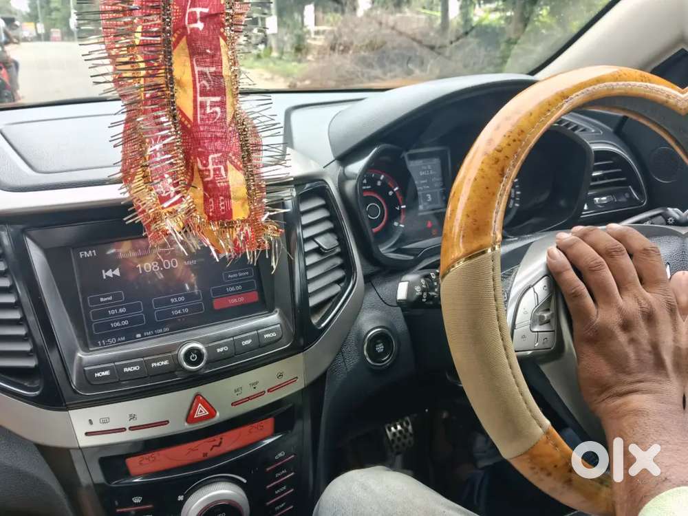 Mahindra Xuv300 W8 O 2023 Urgent Sale Verry Good Condition