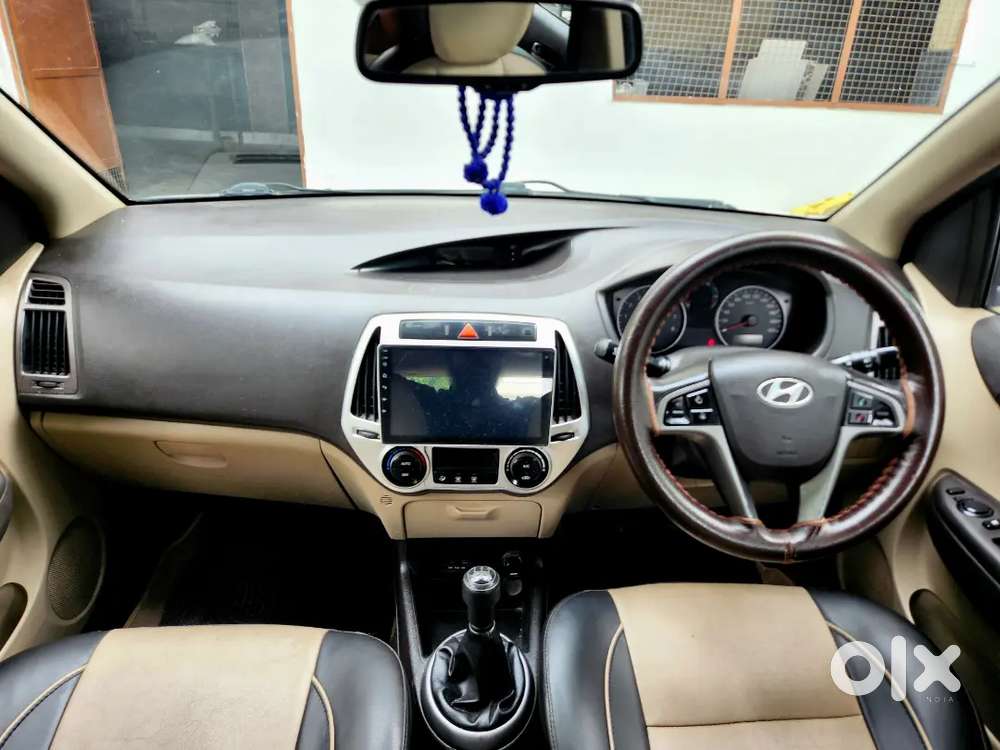 Hyundai I20 Sportz 2012 (december 2012 )