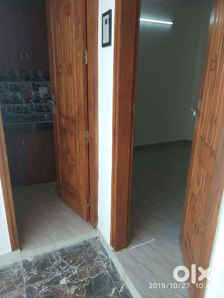 1ROOM SET Separate Washroom kitchen Balcony For Rent Houses