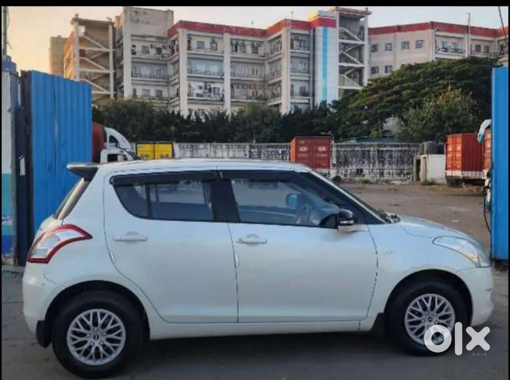 Maruti Suzuki Swift Vxi