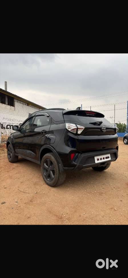 Tata Nexon Xz Plus (hs), 2022, Petrol