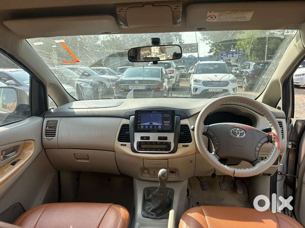 Toyota Innova 2.5 V 7 Str, 2010, Diesel
