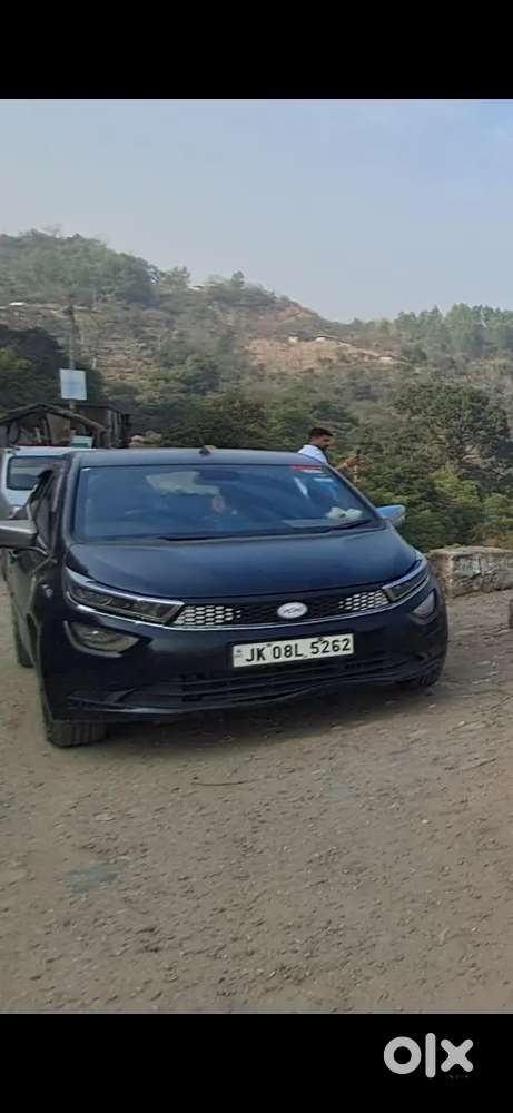 Tata Altroz Top Model Dark Edition Black Colour Model 2021 Nov Good Co