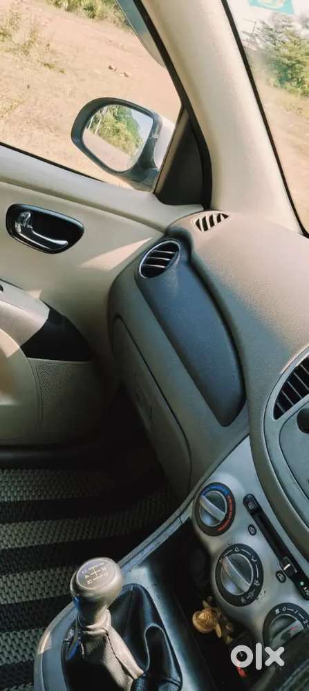 Hyundai I10 Sportz 2011 Model